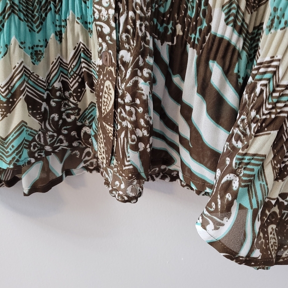 Women's Button Front Short Sleeve Crepe Blouse  Sz 3x - Picture 4 of 8